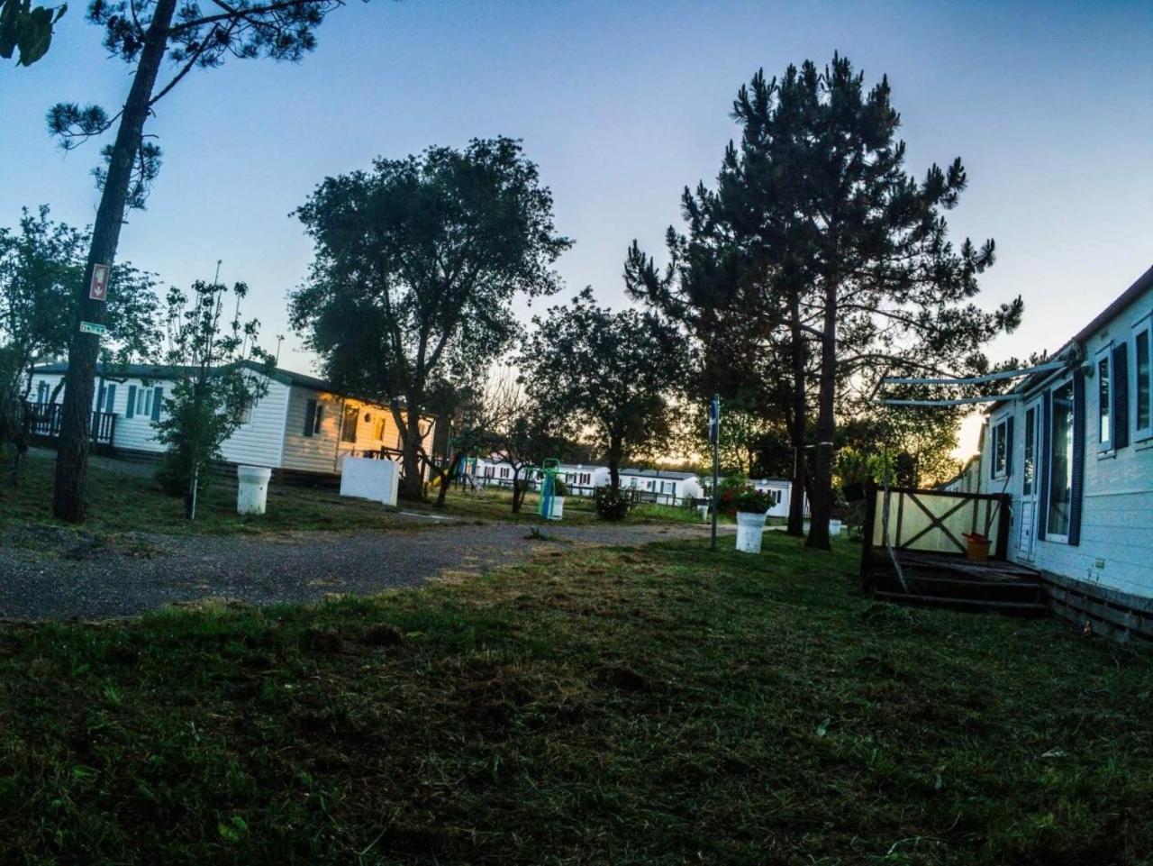 Bungalows Land'Shause Патайас Екстериор снимка